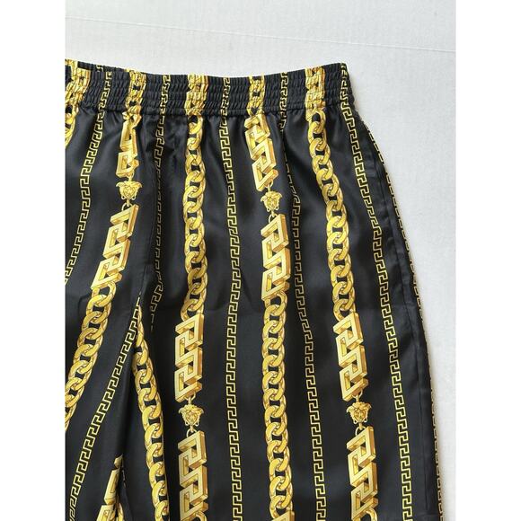 Versace Chain Print Silk Men's Black/Gold Shorts 50 Eu (32”) 1010119 NWT $1500 - Picture 5 of 12